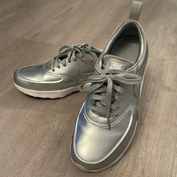 Nike Air Max Thea - silver - Picture 1 of 7
